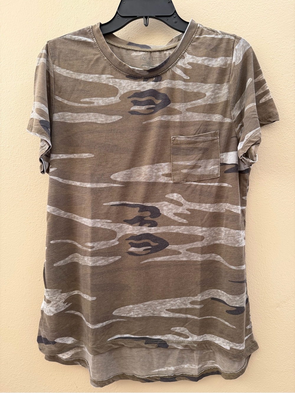 Preloved Women's Brown Camo Pocket Tee Size XXL